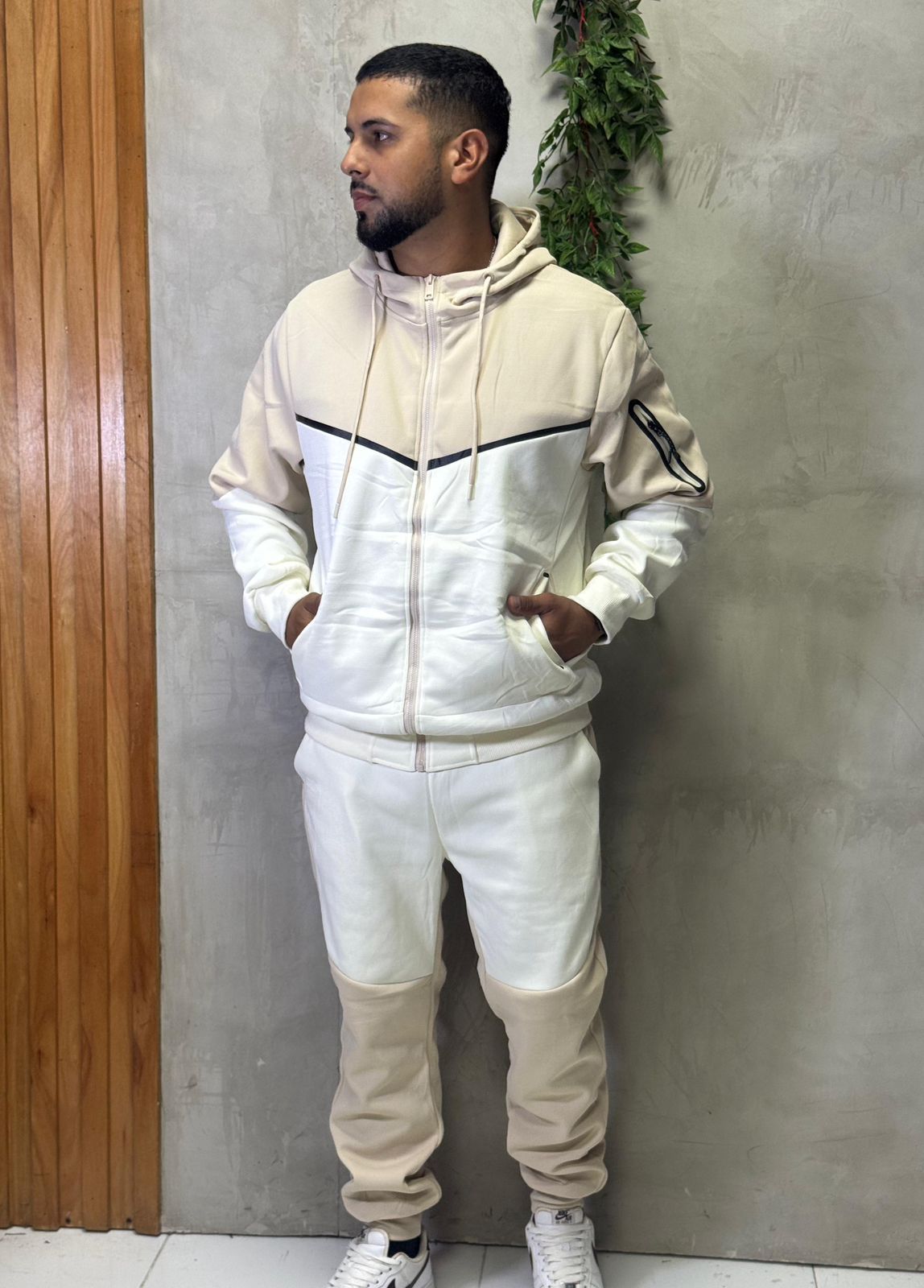 CONJUNTOS DEPORTIVOS  PARA CABALLEROS 